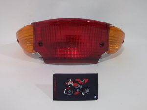 PILOTO TRASERO HONDA SH 125 2004.